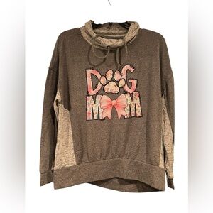 NWT Handmade "Dog Mom" Sweatshirt - Cozy & Cute Floral Design